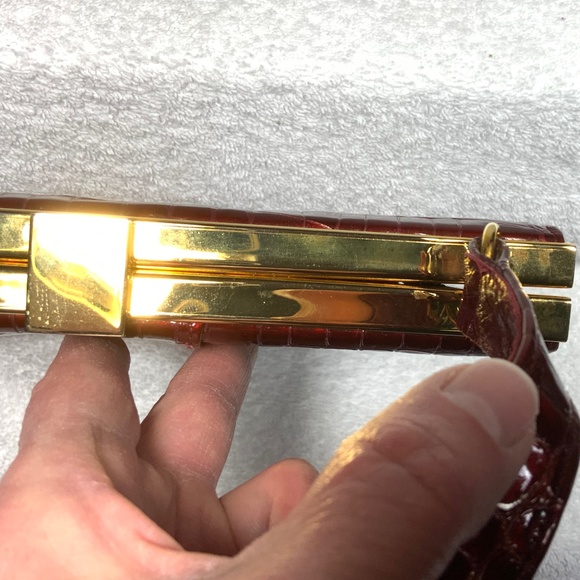 Stuart Weitzman Red Croc Frame Bag - Picture 6 of 14